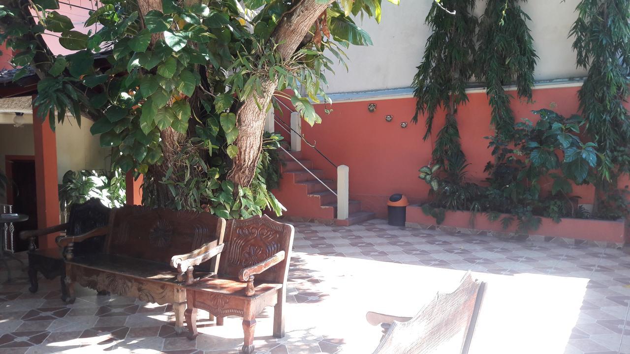 Hotel Brisas De Copán Kültér fotó